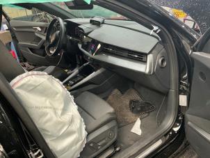 Audi A3 Sportback 2.0 30 TDI 16V Samochód złomowany (2022, Czarny)