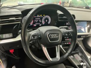 Audi A3 Sportback 2.0 30 TDI 16V Samochód złomowany (2022, Czarny)