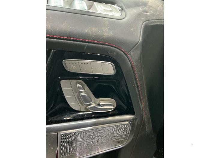 Mercedes G 4.0 G 63 V8 32V 4x4² Vehículo de desguace (2024, Gris)