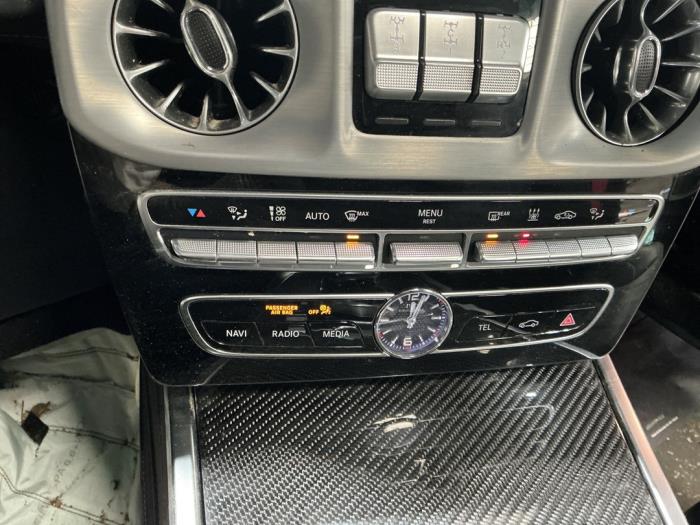 Mercedes G 4.0 G 63 V8 32V 4x4² Vehículo de desguace (2024, Gris)
