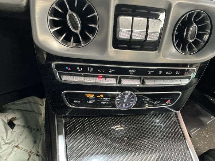 Mercedes G 4.0 G 63 V8 32V 4x4² Vehículo de desguace (2024, Gris)