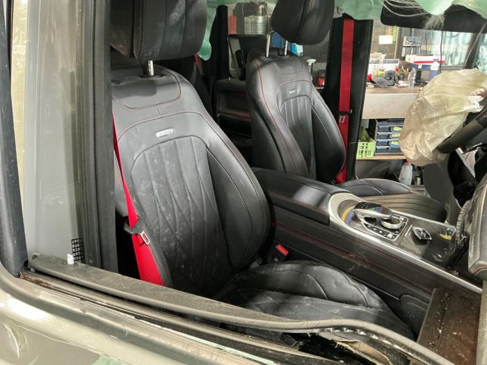 Mercedes G 4.0 G 63 V8 32V 4x4² Vehículo de desguace (2024, Gris)