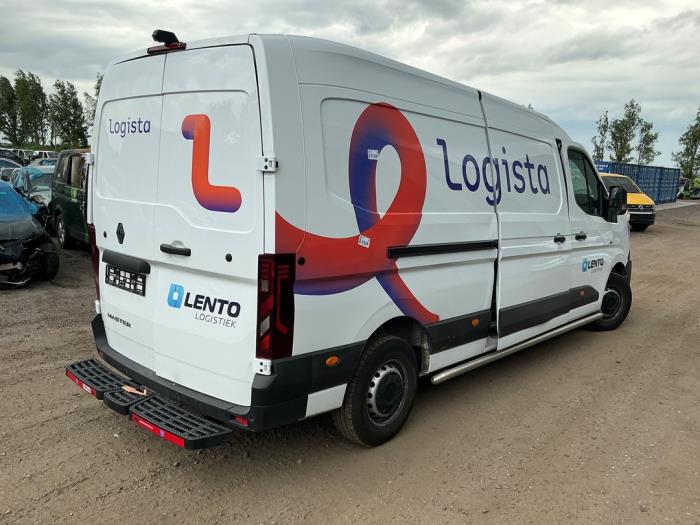 Renault Master IV 2.0 Blue dCi 130  (Desguace)