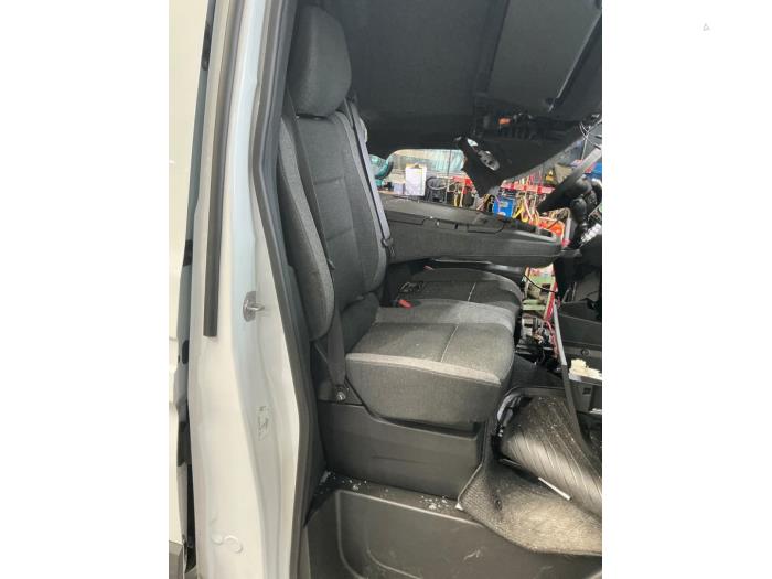 Renault Master IV 2.0 Blue dCi 130 Vehículo de desguace (2024, Blanco)