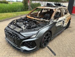 Audi RS 3 Sportback 2.5 TFSI 20V Quattro Vehículo de desguace (2024, Metálico, Gris plateado)