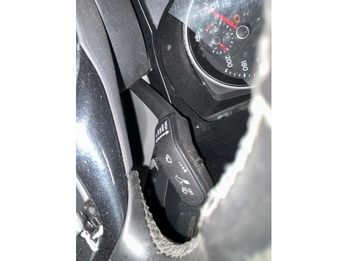 Volkswagen Crafter 2.0 TDI FWD Vehículo de desguace (2018, Metálico, Gris plateado)