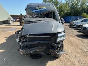 Volkswagen Crafter 2.0 TDI FWD Vehículo de desguace (2018, Metálico, Gris plateado)