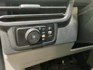 Ford Transit Custom 2.0 EcoBlue 136 Épave (2024, Blanc)