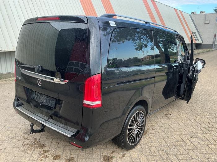 Mercedes V 2.1 250 BlueTEC, 250 d 16V Vehículo de desguace (2017, Negro)