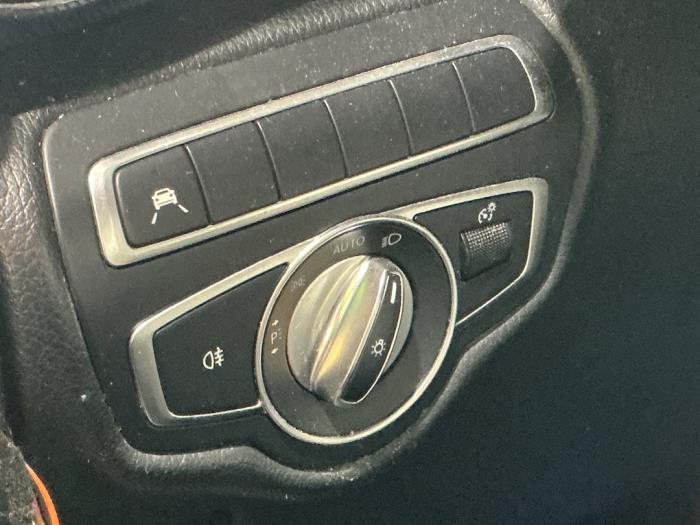 Mercedes V 2.1 250 BlueTEC, 250 d 16V Vehículo de desguace (2017, Negro)