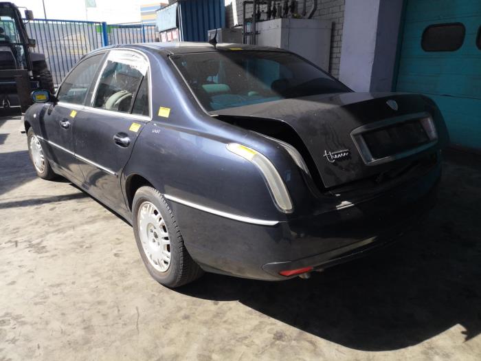 Lancia thesis price picture