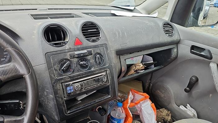 Volkswagen Caddy III 2.0 SDI Samochód złomowany (2004, Granit)