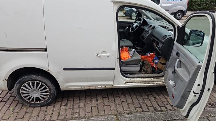 Volkswagen Caddy III 2.0 SDI Samochód złomowany (2004, Granit)