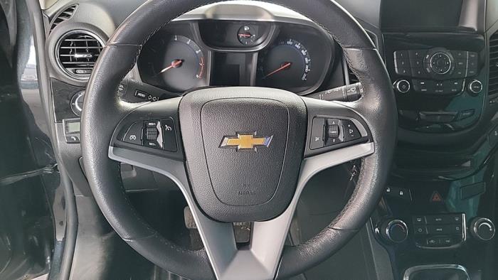 Chevrolet Orlando 1.8 16V VVT Samochód złomowany (2011, Czarny)