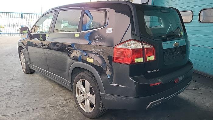 Chevrolet Orlando 1.8 16V VVT Samochód złomowany (2011, Czarny)