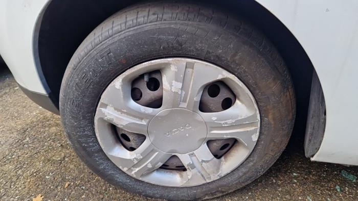 Dacia Lodgy 1.2 TCE 16V Skrotfordon (2016, WIT)