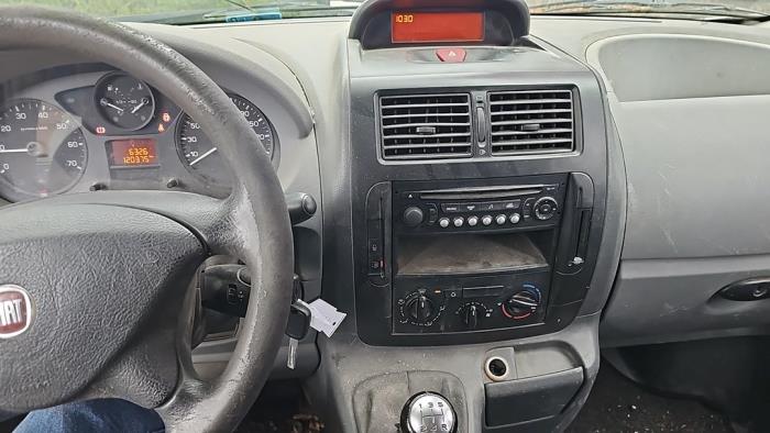 Fiat Scudo 1.6 D Multijet Schrottauto (2008)