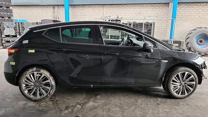 Opel Astra K 1.4 Turbo 16V Épave (2016, Noir)
