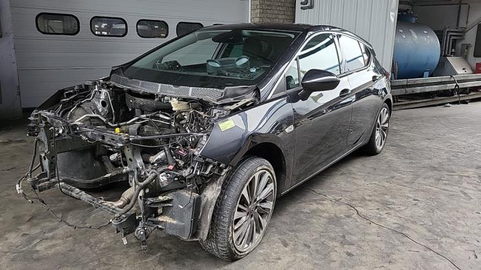 Opel Astra K 1.4 Turbo 16V Épave (2016, Noir)