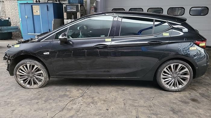 Opel Astra K 1.4 Turbo 16V Épave (2016, Noir)