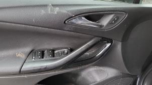 Opel Astra K 1.4 Turbo 16V Épave (2016, Noir)
