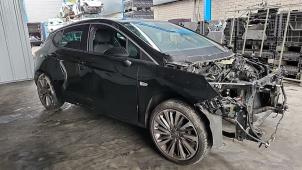 Opel Astra K 1.4 Turbo 16V Épave (2016, Noir)