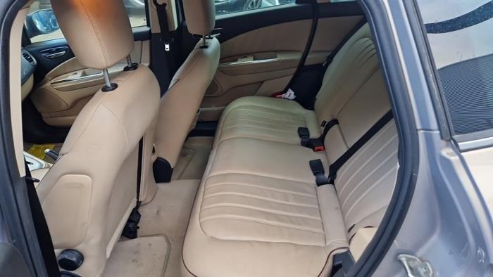 Lancia Delta 1.6 D Multijet 16V 120 Skadat fordon (2009, BEIGE)