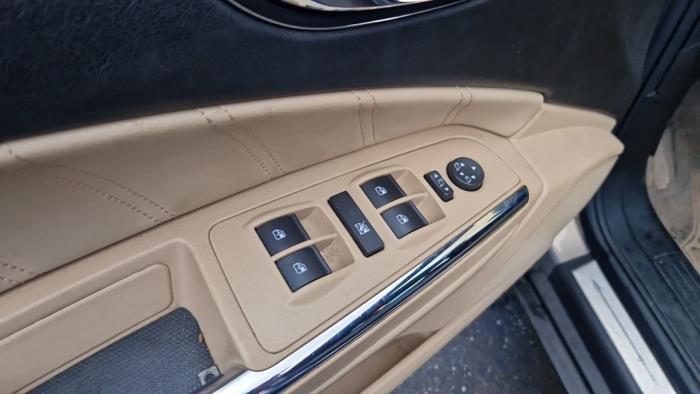 Lancia Delta 1.6 D Multijet 16V 120 Skadat fordon (2009, BEIGE)