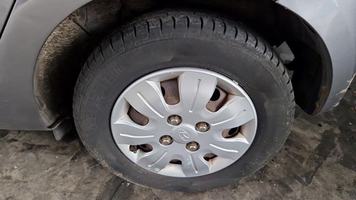 Hyundai i10 1.1i 12V Skrotfordon (2010, GRIJS)