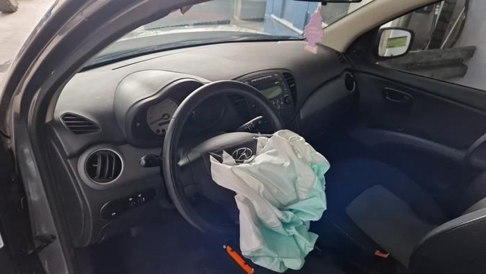 Hyundai i10 1.1i 12V Skrotfordon (2010, GRIJS)