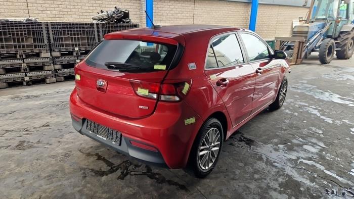 Kia Rio IV 1.0i T-GDi 100 12V Épave (2018, Rouge)