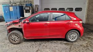 Kia Rio IV 1.0i T-GDi 100 12V Épave (2018, Rouge)