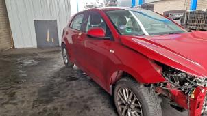 Kia Rio IV 1.0i T-GDi 100 12V Épave (2018, Rouge)