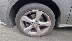 Mercedes B 1.6 B-200 BlueEFFICIENCY Turbo 16V Épave (2012, Gris)