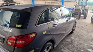 Mercedes B 1.6 B-200 BlueEFFICIENCY Turbo 16V Épave (2012, Gris)