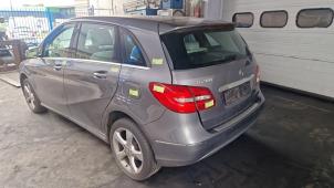 Mercedes B 1.6 B-200 BlueEFFICIENCY Turbo 16V Épave (2012, Gris)
