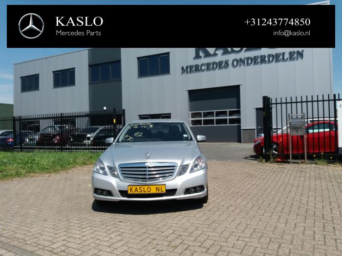 Mercedes E E-220 CDI 16V BlueEfficiency Épave (2010, Métallisé, Argenté)
