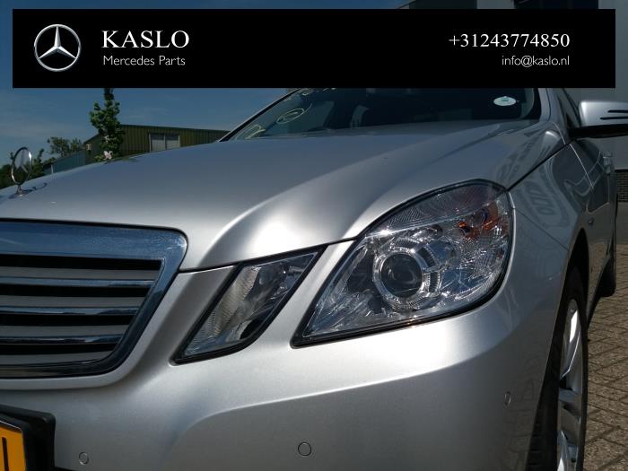 Mercedes E E-220 CDI 16V BlueEfficiency Épave (2010, Métallisé, Argenté)