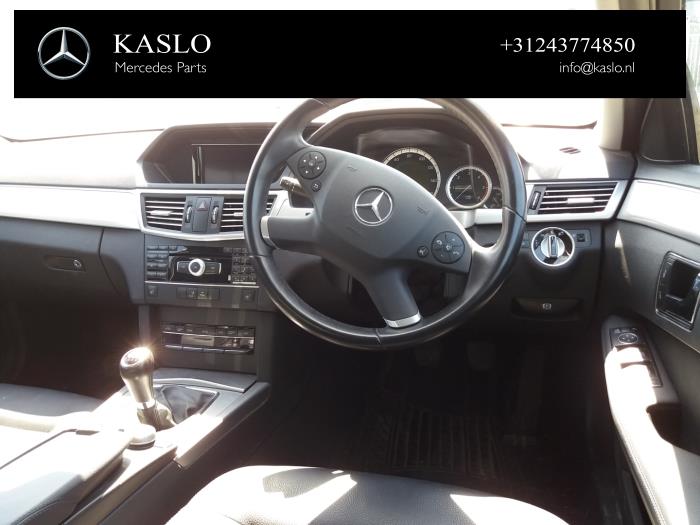 Mercedes E E-220 CDI 16V BlueEfficiency Épave (2010, Métallisé, Argenté)