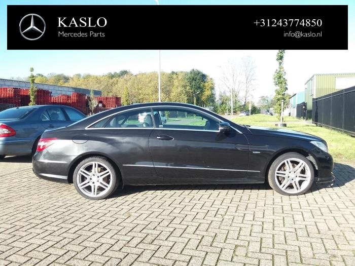 Mercedes E E-350 CDI V6 24V Épave (2010, Métallisé, Noir)