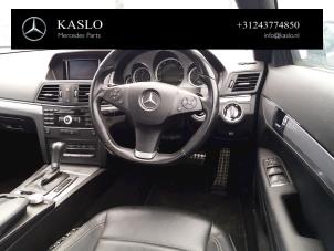 Mercedes E E-220 CDI 16V BlueEfficiency Épave (2011, Métallisé, Noir)