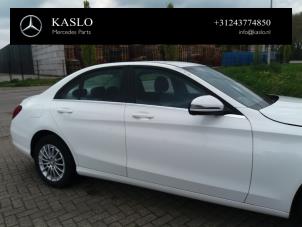 Mercedes C C-200 1.6 CDI BlueTEC, C-200 d 16V Samochód złomowany (2015, Bialy)