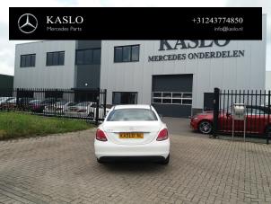 Mercedes C C-200 1.6 CDI BlueTEC, C-200 d 16V Samochód złomowany (2015, Bialy)