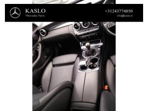 Mercedes C C-200 1.6 CDI BlueTEC, C-200 d 16V Samochód złomowany (2015, Bialy)
