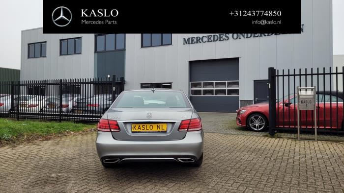 Mercedes E E-220 CDI 16V BlueEfficiency Épave (2014, Métallisé, Gris argenté)