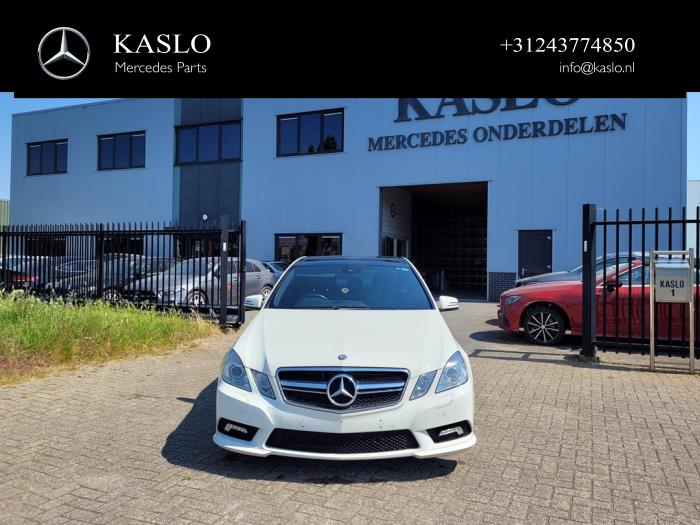 Mercedes E E-250 CDI 16V BlueEfficiency Schrottauto (2011, Weiß)