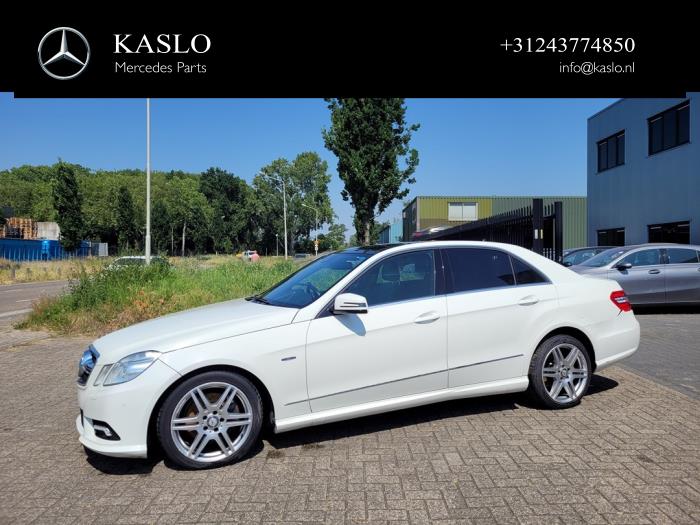Mercedes E E-250 CDI 16V BlueEfficiency Schrottauto (2011, Weiß)