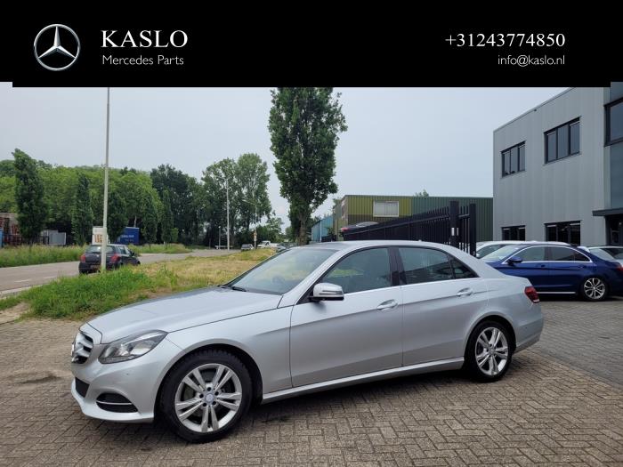 Mercedes E E-300 BlueTec Hybrid V6 24V Épave (2014, Métallisé, Argenté)
