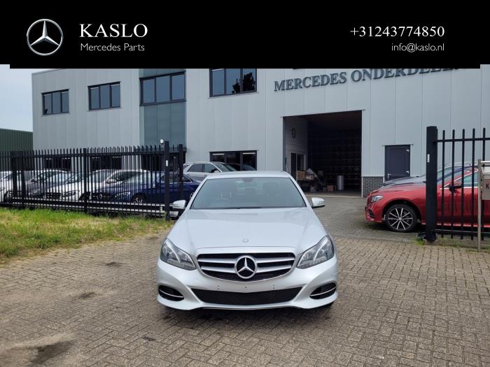 Mercedes E E-300 BlueTec Hybrid V6 24V Épave (2014, Métallisé, Argenté)