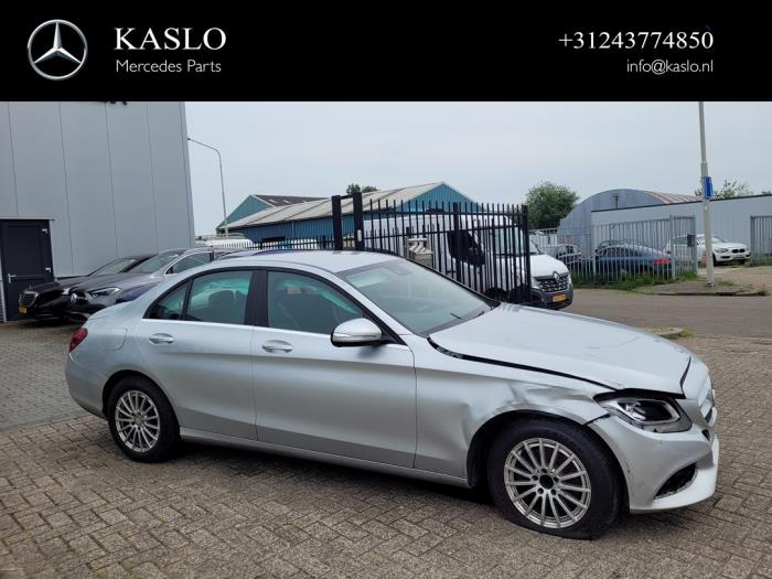 Mercedes C C-220 2.2 CDI BlueTEC, C-220 d 16V Schrottauto (2015, Metallic, Silber)